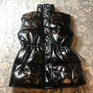 Divided Black Puffer Jacket High Gloss Finish